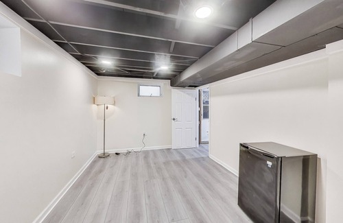 O'Hare House | 3-Bed Home by O'hare & Rosemont