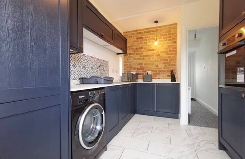 Ramsgate House | 3 bed house, 5 minutes from the beach