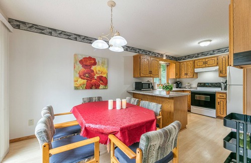 Plymouth House | 3 Bed House in quiet area/near Downtown Minneapolis/MOA/MSP airport/private host