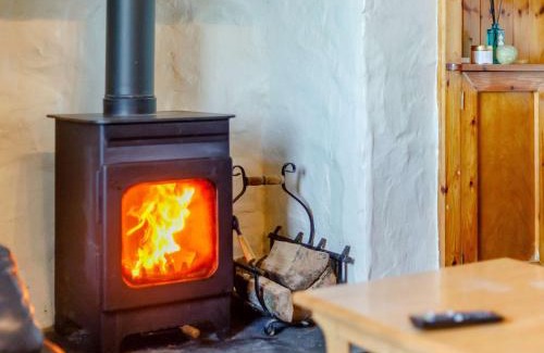 Llanbedr-y-cennin House | 3 Bed in Conwy 85844