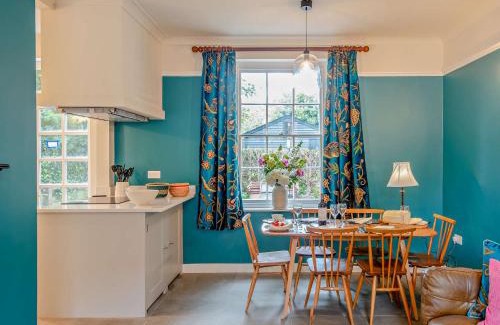 Dedham House | 3 Bed in Dedham 94016