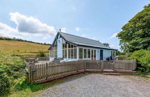 Pembroke House | 3 Bed in Freshwater East 66265