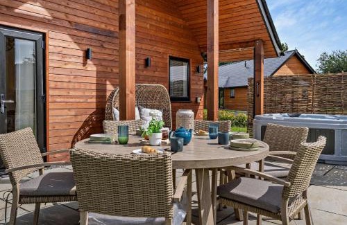 Upper Killay House | 3 Bed in Gower 91721