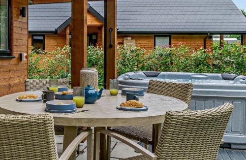 Upper Killay House | 3 Bed in Gower 91729