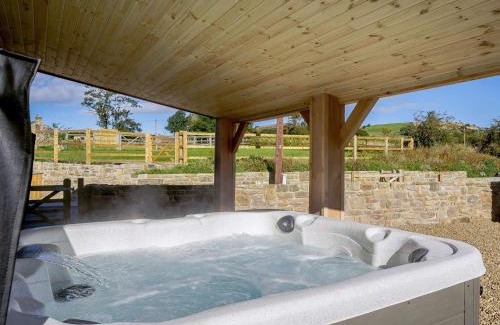 Colne House | 3 Bed in Skipton 89582