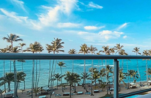 Villas Del Mar Condo | 3-bedroom 3- Bath Beachfront Paradise apt in amazing Playa Juan Dolio with WiFi