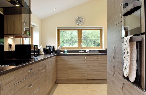 Broadwoodkelly Cabin | 3 bedroom accommodation in Monkokehampton, near Okehampton