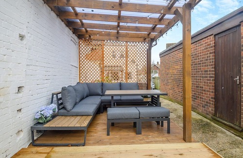 Chelmondiston Cottage | 3 bedroom accommodation in Chelmondiston