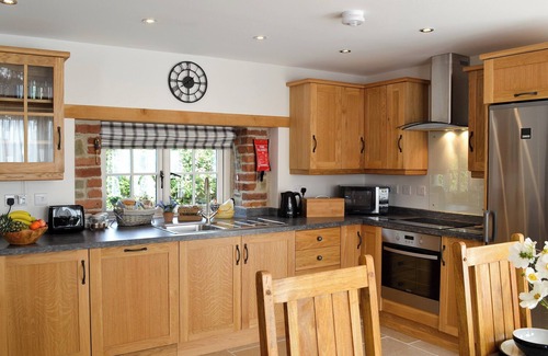 Porthyrhyd Cottage | 3 bedroom accommodation in Llanddarog, near Carmarthen