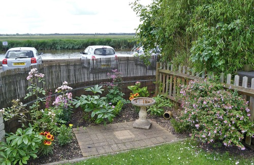 Reedham Cottage | 3 bedroom accommodation in Reedham, near Acle