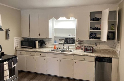 Decherd Apartment | 3 Bedroom Cozy Home Minutes from Tims Ford Lake