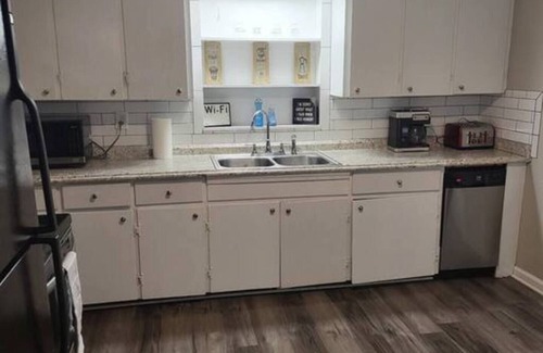 Decherd Apartment | 3 Bedroom Cozy Home Minutes from Tims Ford Lake