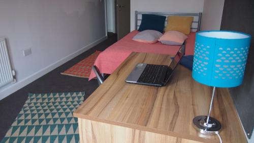 Leicester City Centre Apartment | 3 BedRoom Ensuite Apartment 100 Apartment Leicester Min 2 weeks