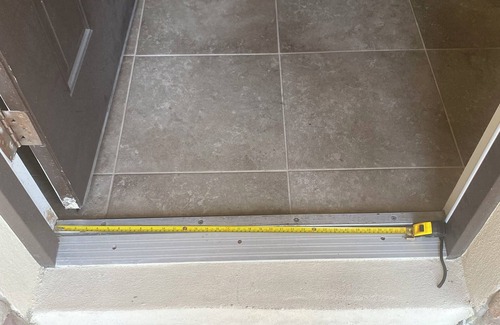 Riverview House | 3-bedroom home located upstairs of my house in enjoyable Riverview with WiFi, AC