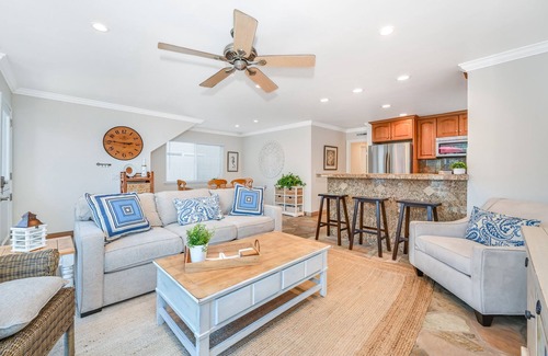 West Newport House | 3 Bedroom Home on 36th with Indoor/Outdoor Living