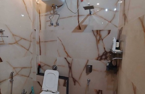 Jhusi Villa | 3-bedroom Homestay in Triveni Sangam Kumbh Prayagraj