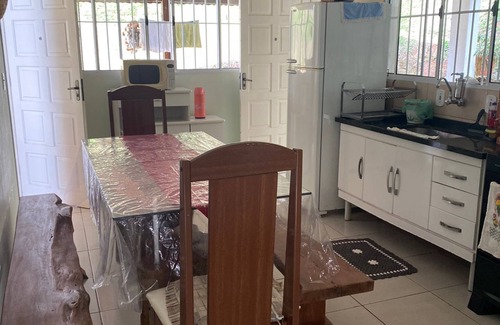 Pinhalzinho House | 3 BEDROOM HOUSE, 4X9 METER POOL, ORCHARD, PLAYGROUND, FIREPLACE AND GAMES ROOM