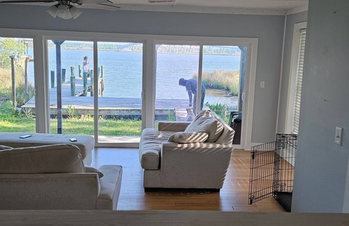 Kreole House | 3-bedroom house in welcoming Moss Point with AC, WiFi