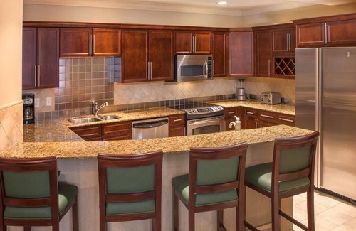Destin Resort | 3 Bedroom Plus, Bay View, on Destin Beach. Wyndham Emerald Grande!