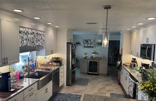 St. Petersburg - Clearwater House | 3-bedroom Pool house in fantastic St. Petersburg with AC, WiFi, Spacious home