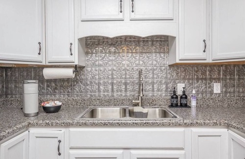 Bowling Green House | 3 Bedroom Vette City Retreat