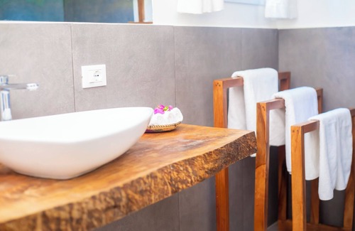 Kiwengwa Villa | 3-bedroom villa in awesome Kiwengwa Zanzibar with WiFi, AC