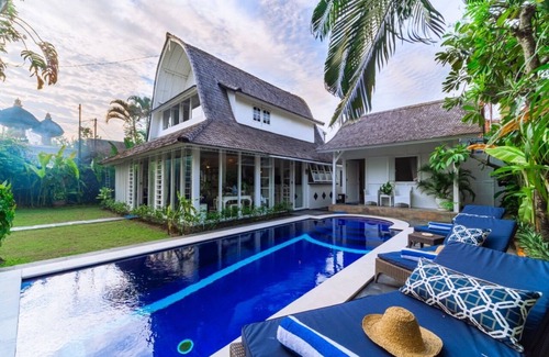 Central Seminyak Villa | 3 Bedroom villa in Heart of Seminyak