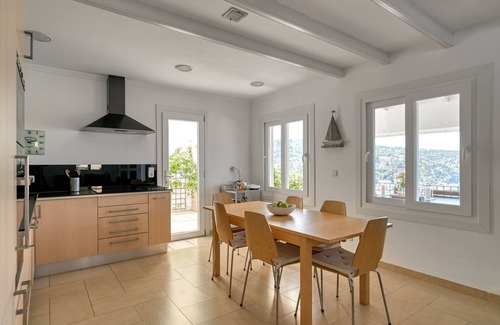 Puerto de Soller Ski Chalet | 3 bedroom Villa with private pool overlooking the harbor & Sea of Puerto Soller