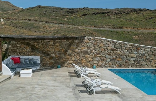 Panormos Villa | 3 Bedroom Villa With Private Pool and sea View