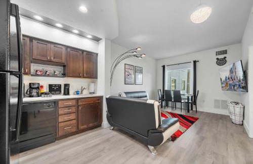 Florida Central Atlantic Coast Apartment | 3 Beds Disneyfree Shuttle