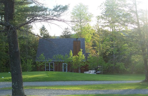 Wilmington House | 3 BR/2 Bath Post and Beam - Next to Haystack Golf Course.