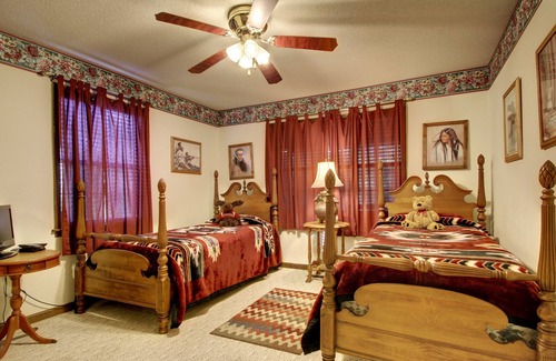 Benton Cabin | 3 br cabin close to lake