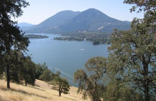 Lakeport House | 3 BR Channel House with Dock