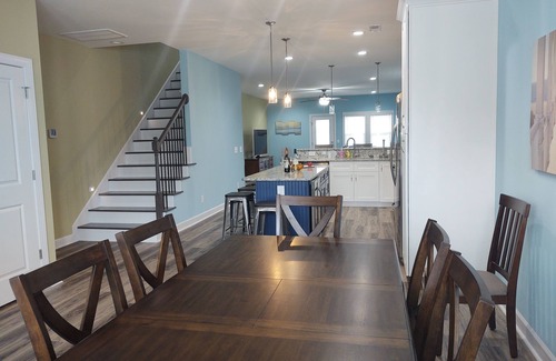 North Carolina Coast House | 3 BRs; ensuite baths; Close to Beach, Boardwalk; ready for Fun in the Sun