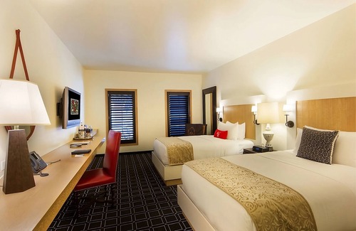 San Jose Hotel | 3 Large Units Near to Children's Discovery Museum of San Jose! Outdoor Pool