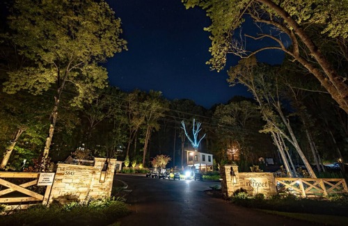 Groveoak Cabin | #3 (Magnolia) Treehouse near Lake Guntersville