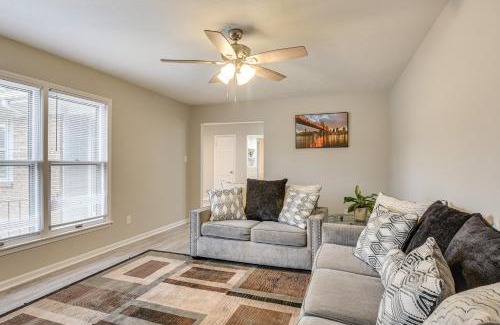 Terry Sanford House | 3 Mi to Dtwn Fayetteville Home with Pool Table
