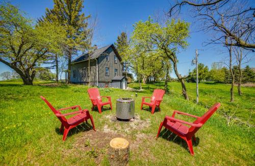 Kewaunee House | 3 Mi to Lake Michigan Charming Kewaunee Hideaway