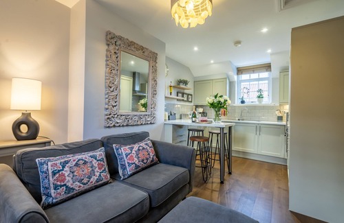 York Cottage | 3 Middlethorpe Manor - A couples retreat that sleeps 2 guests in 1 bedroom