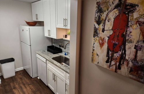 Tallahassee Apartment | 3 miles to FSU-Upper Midtown Luxe-Prime Location