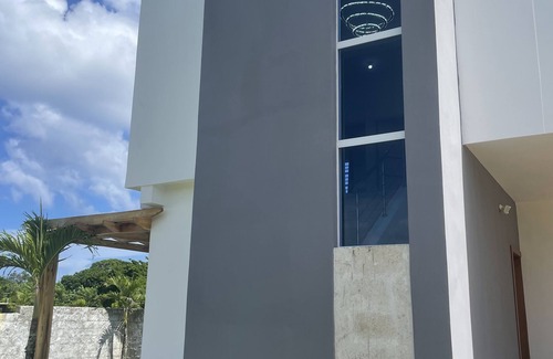 Centro Villa | 3 minutes from the beach! Newly built Villa with pool