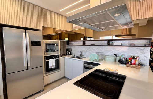 Cachoeira do Bom Jesus Apartment | 3 modern suites, luxurious apartment 30 meters from the beach and all the comfort