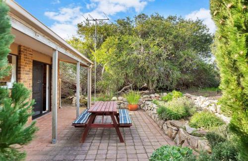 Hayborough House | 3 Seagull - BYO Linen - Beachfront Sand Dunes