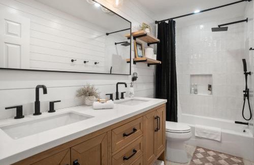 Saint Helena Island House | 302 Ocean Point Drive