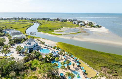 Saint Helena Island House | 302 Ocean Point Drive