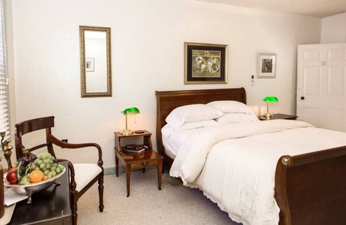 Mercersburg Bed & Breakfast | 302 - The McLaughlin Suite - James Buchanan Hotel