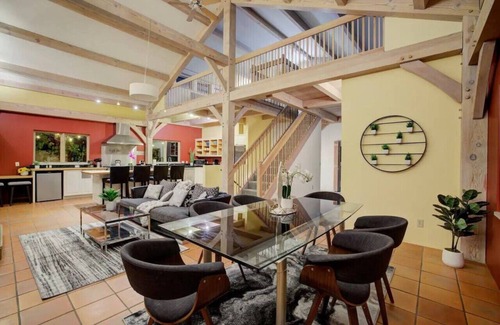 Sleepy Hollow House | 325) Most comfortable beds in California!