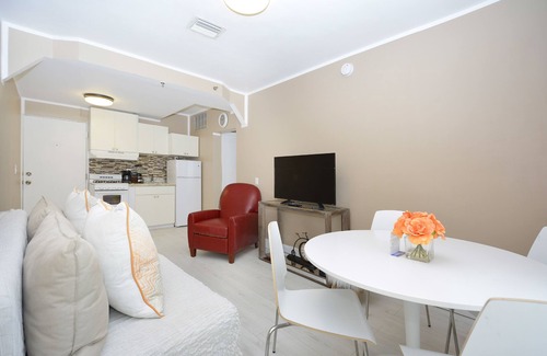 South of Fifth Apartment | 335 Ocean Walk Apartments