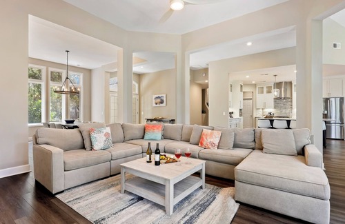 Palmetto Dunes House | 34 Heath Drive @ Palmetto Dunes | Balcony Overlooking Pool | Bunk Room | Prime Location