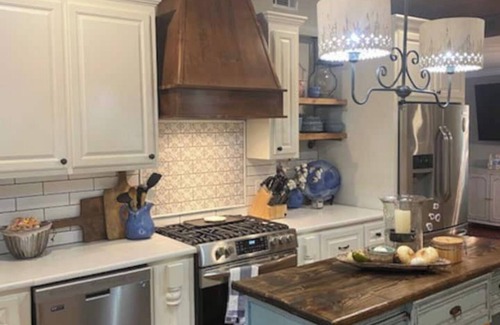 Oxford House | 350 Price Street House.Walk to Oxford Square and Ole Miss Campus